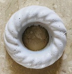 Sprinkler ring, rope design White, cast concrete